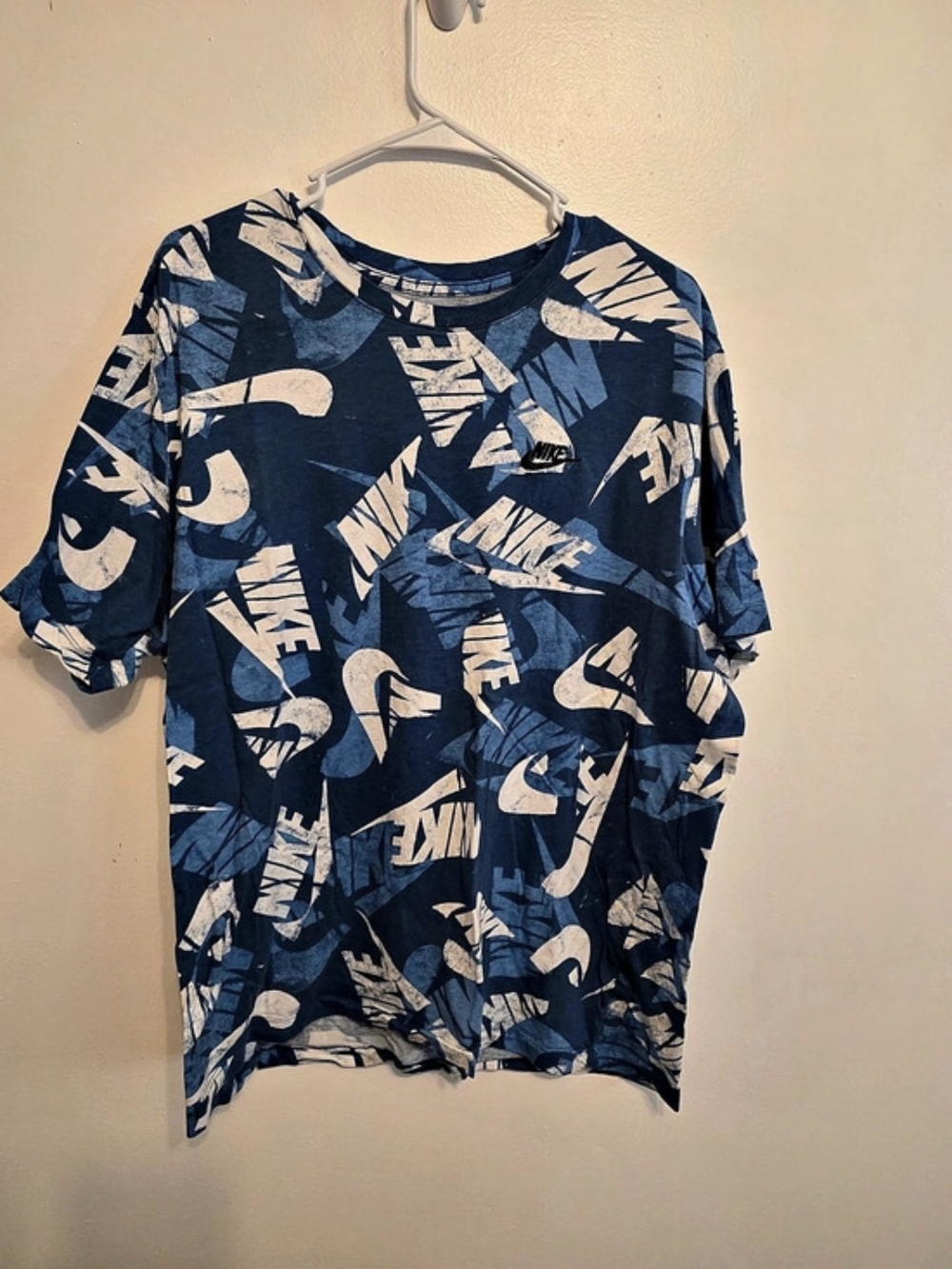 Nike The Nike Tee All-Over Logo Print T-Shirt Blue & White XXL